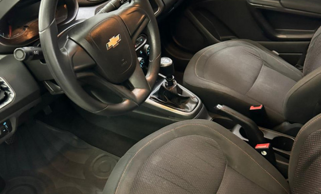 GM - Chevrolet ONIX HATCH LT 1.4 8V FlexPower 5p Mec. 2015 Flex-1