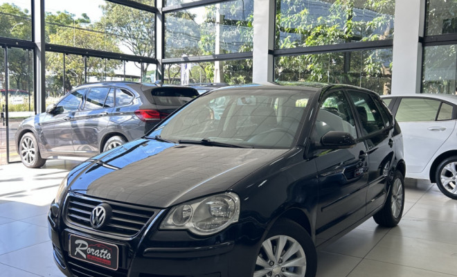 VW - VolksWagen Polo 1.6 Mi/S.Ouro 1.6 Mi Tot.Flex 8V 5p 2011 Flex