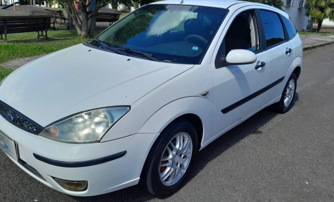 Ford Focus 1.6 S/SE/SE Plus Flex 8V/16V  5p 2008 Flex-1