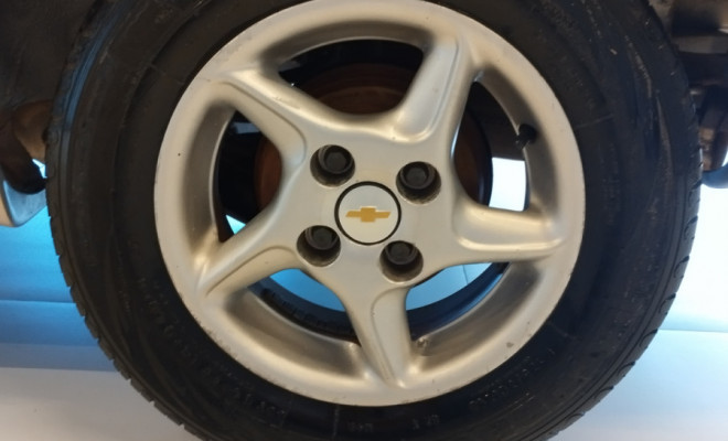 GM - Chevrolet Corsa Sedan 1.0 MPFI 8V 71cv 4p 2004 Gasolina-8