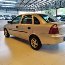 GM - Chevrolet Corsa Sedan 1.0 MPFI 8V 71cv 4p 2004 Gasolina-4