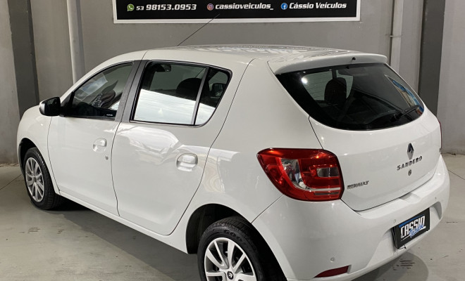 Renault SANDERO Expression Hi-Power 1.6 8V 5p 2015 Flex-1