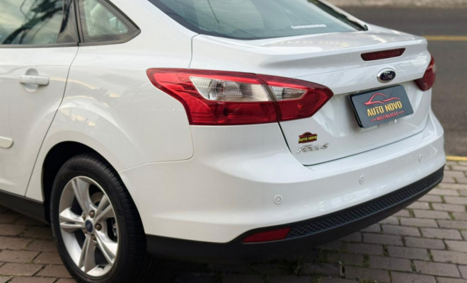 Ford Focus Sedan 1.6/1.6 Flex 8V/16V 4p Mec. 2014 Flex-3