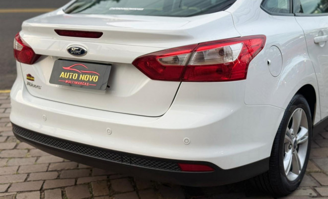 Ford Focus Sedan 1.6/1.6 Flex 8V/16V 4p Mec. 2014 Flex-5