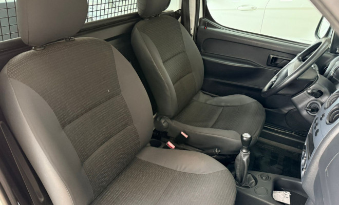 Peugeot Partner Furgão 1.6 16V/ 1.6 16V Flex 3p 2019 Flex-8