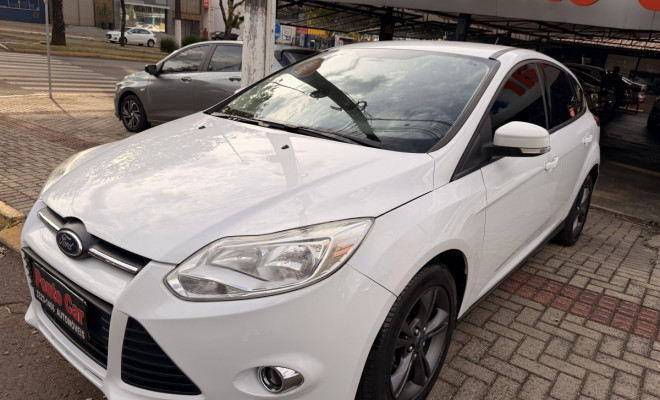 Ford Focus 1.6 S/SE/SE Plus Flex 8V/16V  5p 2015 Flex-0