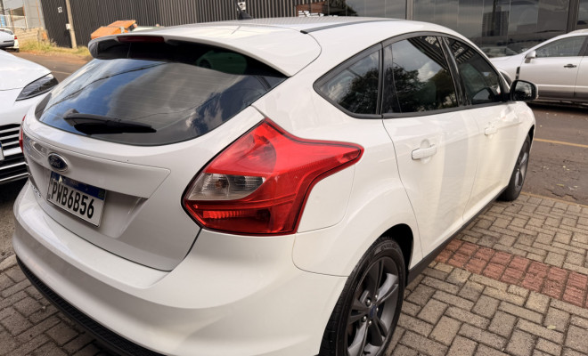 Ford Focus 1.6 S/SE/SE Plus Flex 8V/16V  5p 2015 Flex-2
