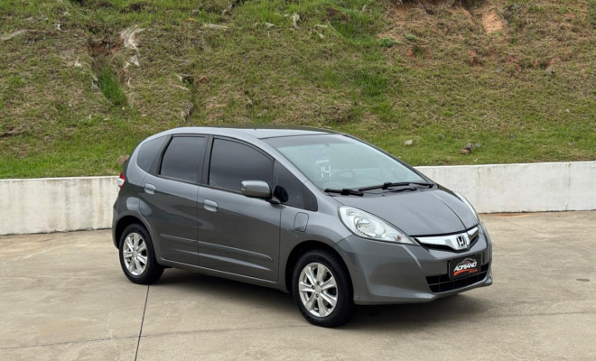 Fit LX 1.4 Aut. 2014 | Completo, automático e pronto para chamar atenção-15