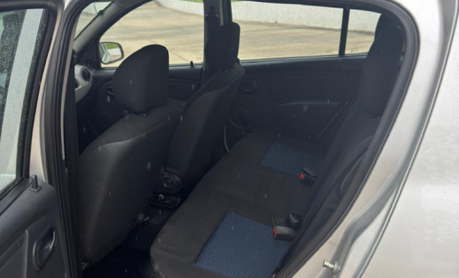 SANDERO AUTHENTIQUE 1.0 2010 | ESPAÇO, ECONOMIA E UM DOS MELHORES CUSTO‑BENEFÍCIOS DA CATEGORIA!-7