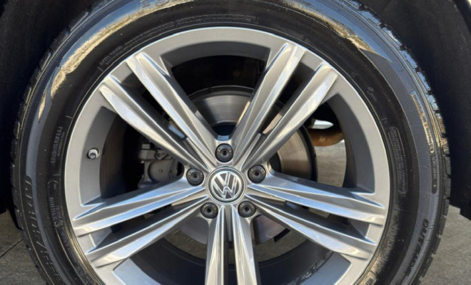 Tiguan Allspace R‑Line 350 TSI 2.0 4x4 2019 | Potência, espaço e tecnologia para sua melhor experiência-27