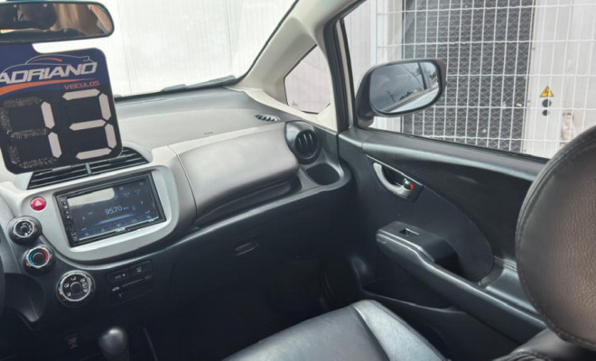 Honda Fit LX 1.4 Aut. 2013 -- completo, econômico e pronto para o dia a dia-10