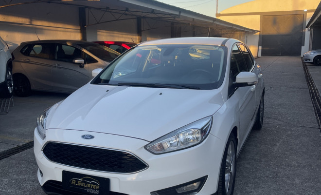 Focus 1.6 SE Flex 16V  5p 2018 (ÚNICO DONO)