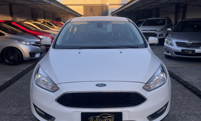 Focus 1.6 SE Flex 16V  5p 2018 (ÚNICO DONO)-0