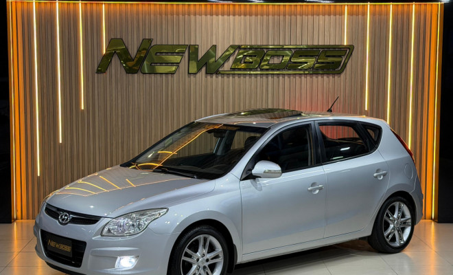 Hyundai i30 2.0 16V 145cv 5p Aut. 2011 Gasolina-1