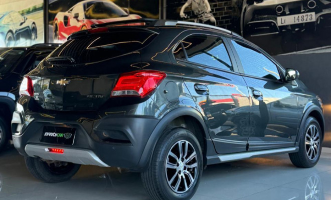 GM - Chevrolet ONIX HATCH ACTIV 1.4 8V Flex 5P Aut. 2018 Flex-4