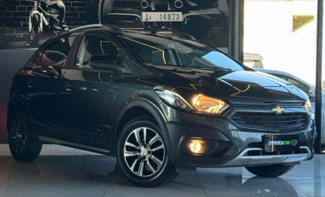 GM - Chevrolet ONIX HATCH ACTIV 1.4 8V Flex 5P Aut. 2018 Flex