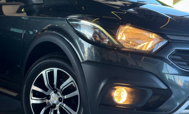 GM - Chevrolet ONIX HATCH ACTIV 1.4 8V Flex 5P Aut. 2018 Flex-0