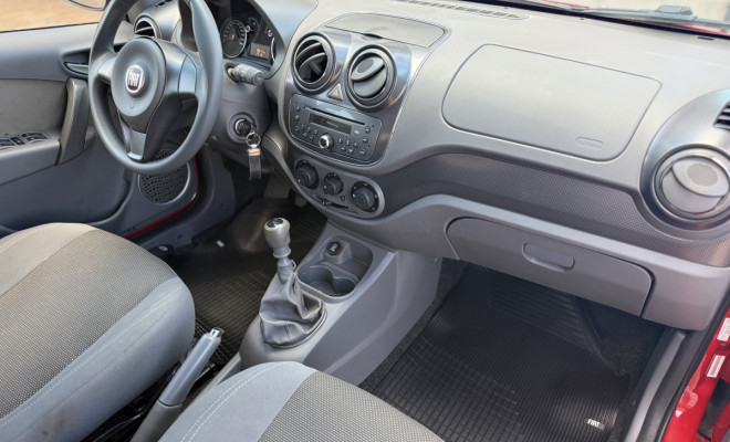 Fiat Palio ESSENCE 1.6 Flex 16V 5p 2013 Flex-4