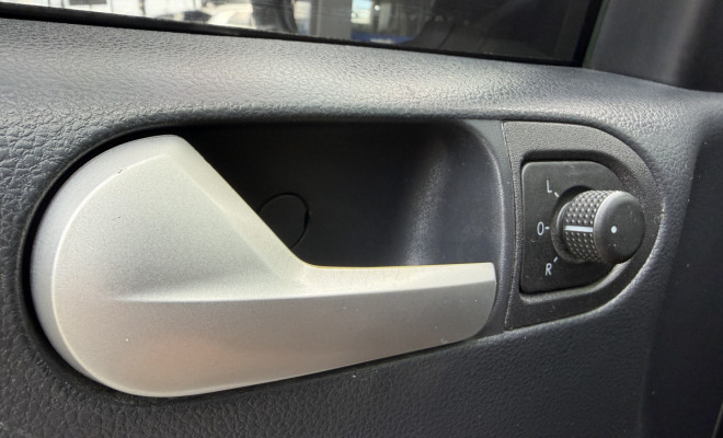 VW - VolksWagen Saveiro Trendline 1.6 T.Flex 8V 2020 Flex-12