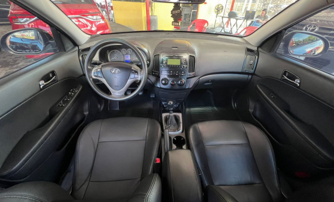 Hyundai i30 2.0 16V 145cv 5p Mec. 2011 Flex-7