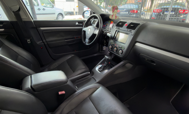 VW - VolksWagen JETTA 2.5 20V 150/170cv Tiptronic 2009 Gasolina-4