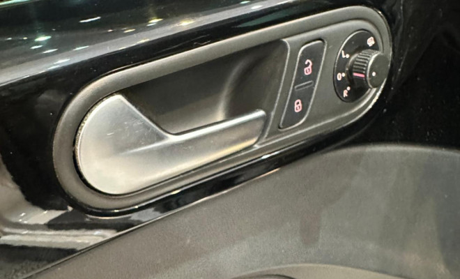 VW - VolksWagen Fusca 2.0 TSI 16V Aut. 2013 Gasolina-4