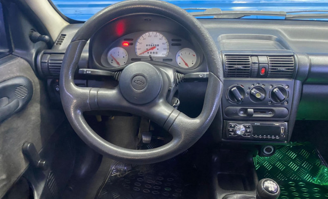 GM - Chevrolet Corsa Wind 1.0 MPF/MilleniumI/ EFI 4p 2002 Gasolina-5