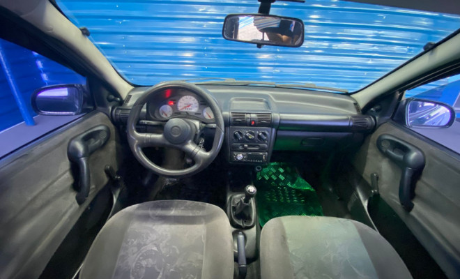 GM - Chevrolet Corsa Wind 1.0 MPF/MilleniumI/ EFI 4p 2002 Gasolina-6