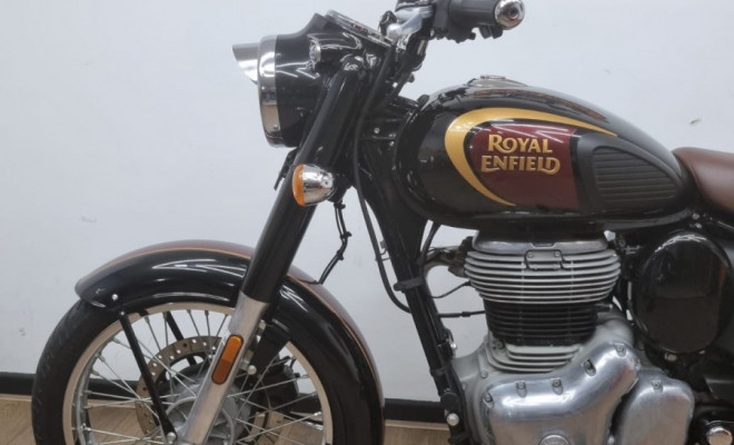 Royal Enfield Classic 350 Halcyon  2024 Gasolina-7