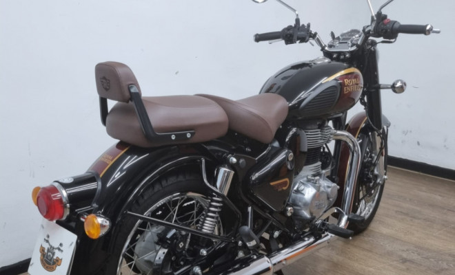 Royal Enfield Classic 350 Halcyon  2024 Gasolina-11