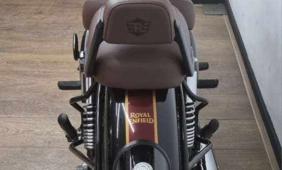 Royal Enfield Classic 350 Halcyon  2024 Gasolina-10