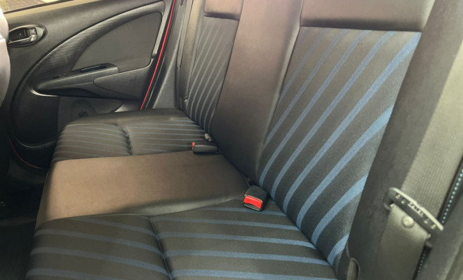 Toyota ETIOS XS Sedan1.5 Flex 16V 4p Mec. 2016 Flex-9