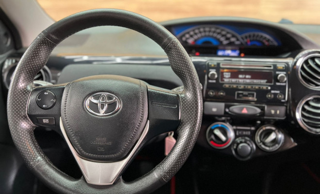 Toyota ETIOS XS Sedan1.5 Flex 16V 4p Mec. 2016 Flex-6