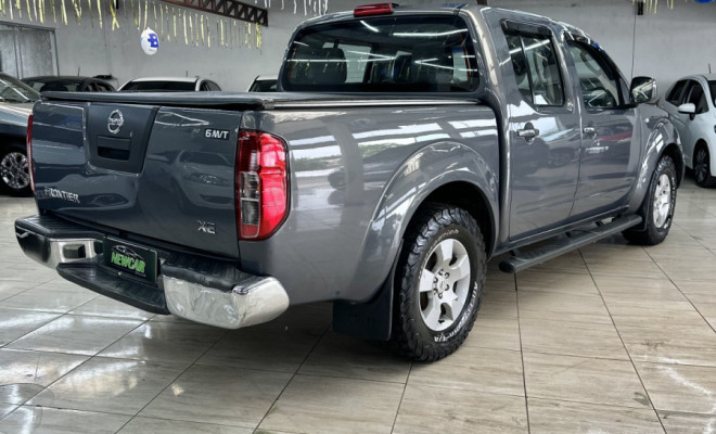 Nissan Frontier XE CD 4x2 2.5 TB Diesel 2012-2