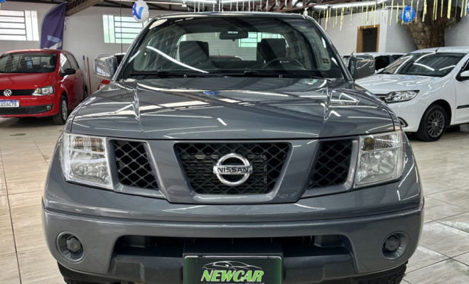 Nissan Frontier XE CD 4x2 2.5 TB Diesel 2012-0