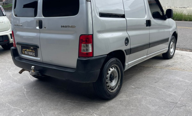 Peugeot Partner Furgão 1.6 16V/ 1.6 16V Flex 3p 2017 Flex-3
