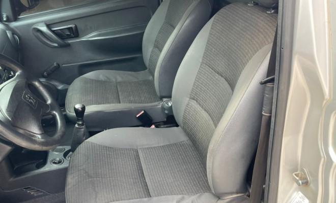 Peugeot Partner Furgão 1.6 16V/ 1.6 16V Flex 3p 2017 Flex-6