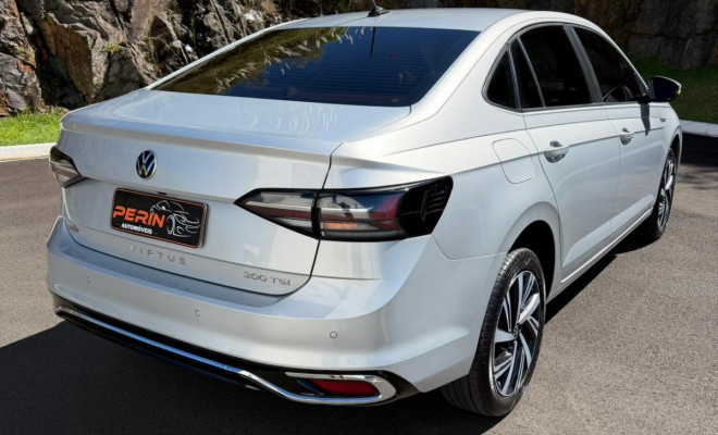 VW - VolksWagen VIRTUS Highline 200 TSI 1.0 Flex 12V Aut 2023 Flex-8