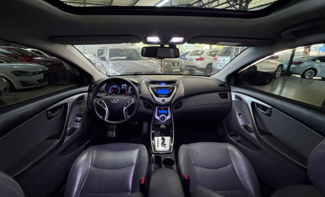 Hyundai Elantra GLS 1.8 16V Aut. 2013 Gasolina-5
