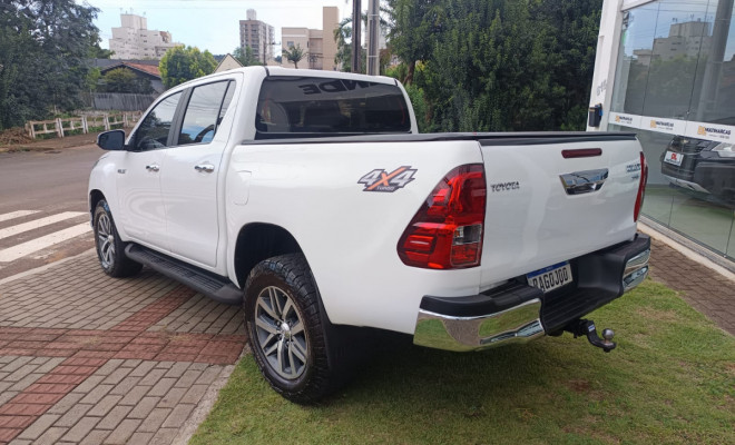 Toyota Hilux CD SRV 4x4 2.8 TDI Diesel Aut. 2020 Diesel-4