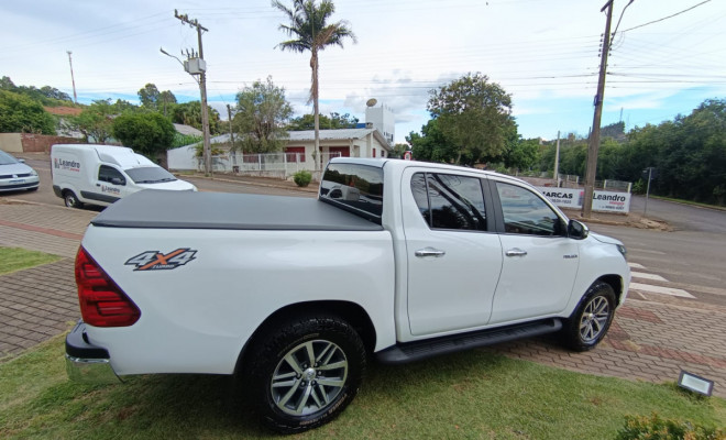 Toyota Hilux CD SRV 4x4 2.8 TDI Diesel Aut. 2020 Diesel-8
