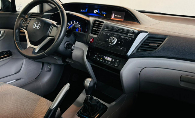 Honda Civic Sedan LXS 1.8/1.8 Flex 16V Mec. 4p 2016 Flex-10