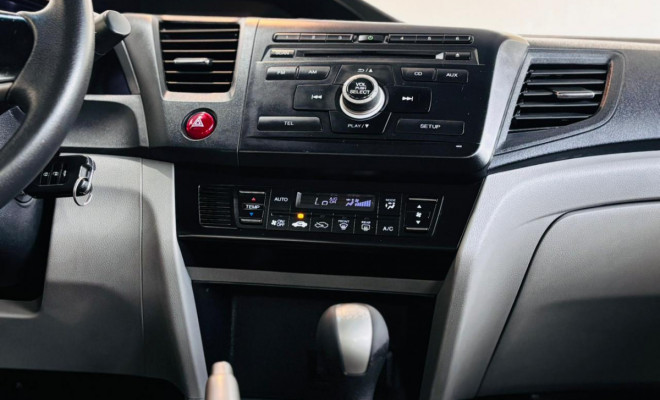 Honda Civic Sedan LXS 1.8/1.8 Flex 16V Mec. 4p 2016 Flex-9