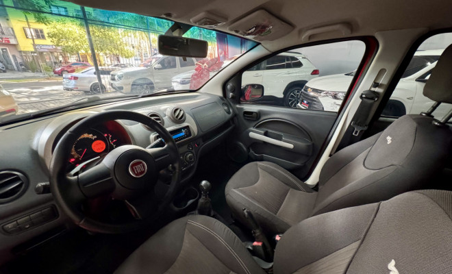 Fiat UNO WAY Celeb. 1.0 EVO Fire Flex 8V 5p 2014 Flex-4