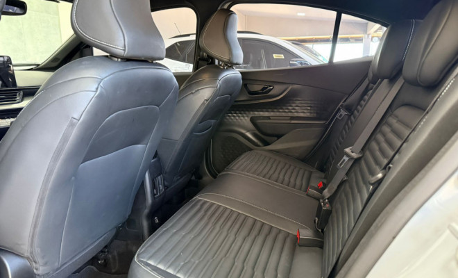 Fiat Fastback Limited Ed.1.3 270 T.Flex Aut. 2023 Flex-8