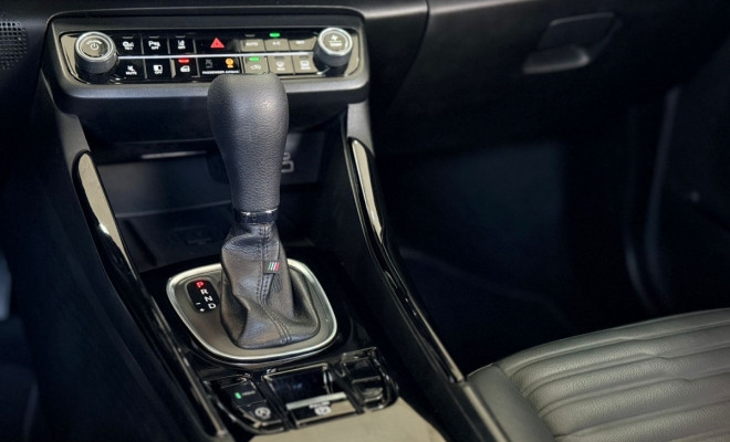 Fiat Fastback Limited Ed.1.3 270 T.Flex Aut. 2023 Flex-7