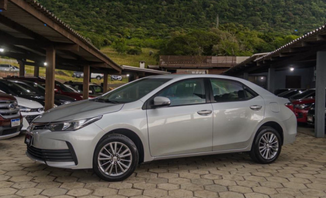 Toyota Corolla GLi Upper 1.8 Flex 16V Aut. 2019 Flex