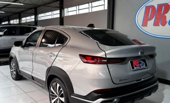 Fiat Fastback Audace 200 TB Aut (Hibrído) 2025 Híbrido-4