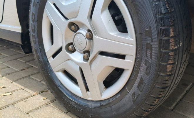 GM - Chevrolet ONIX HATCH Joy 1.0 8V Flex 5p Mec. 2018 Flex-3