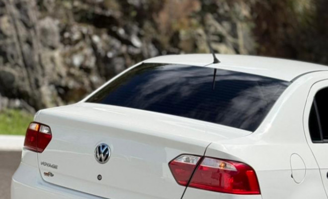 VW - VolksWagen VOYAGE 1.0 Flex 12V 4p 2023 Flex-6